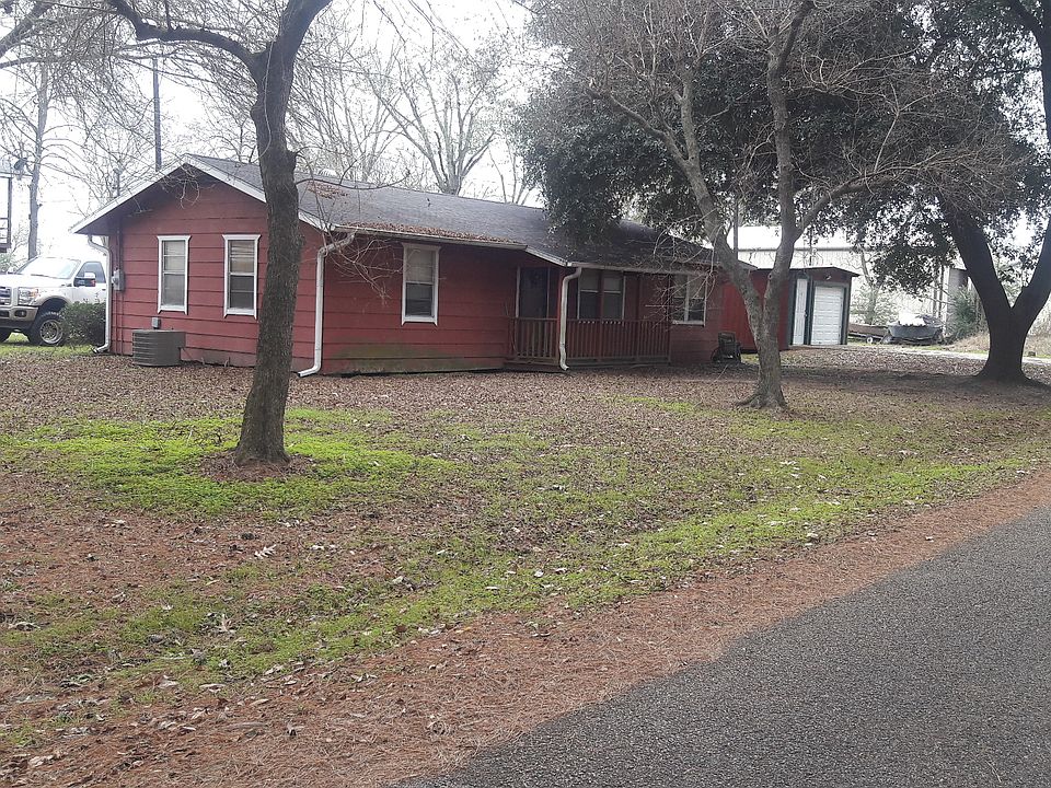 1st image of 141 1st Ave