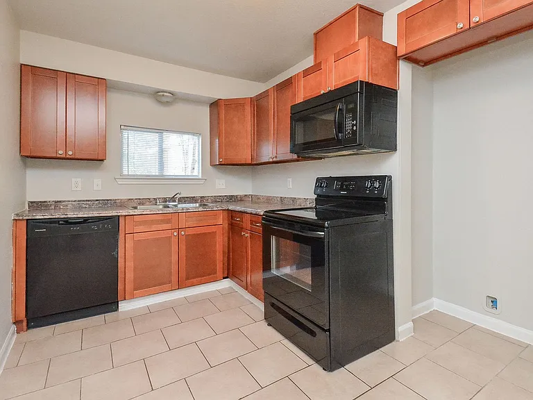 2118 Thonig Rd — Photo 17