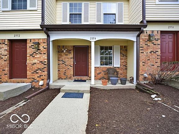 3rd image of 2354 S Burberry Ln