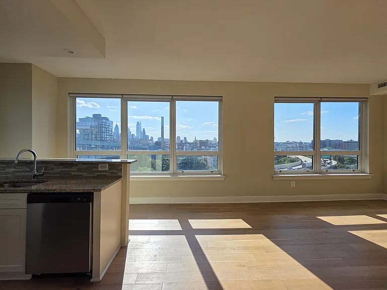 252 N Christopher Columbus Blvd #1116 — Photo 13