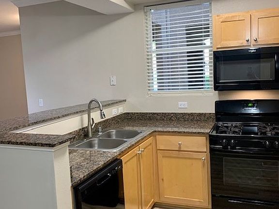 4th image of 2751 W River Dr #436