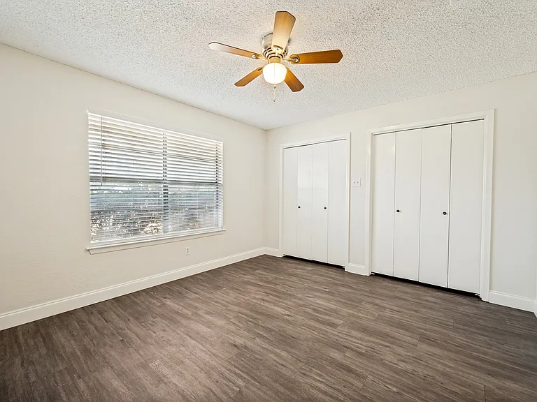 8902 Marilyn Dr — Photo 9