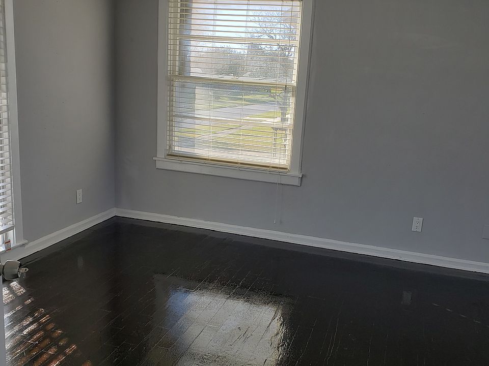 2nd image of 3335 Arbor St
