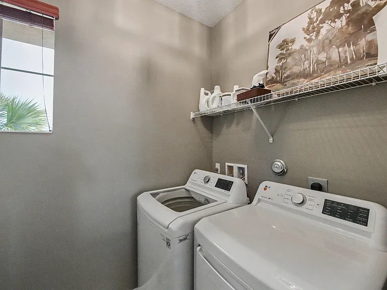 11316 SW Barton Way — Photo 25