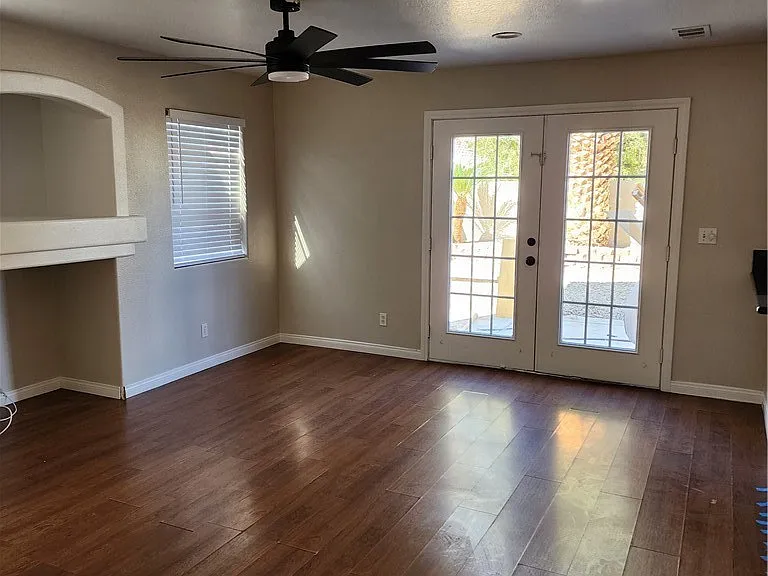9352 S Villa Tuscany Ave — Photo 7