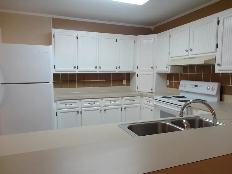 9441 Hidden Acres Rd — Photo 6