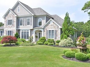 67 William Barton Dr, Tiverton, RI 02878