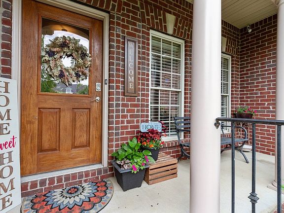 4th image of 1707 Satinwood Dr