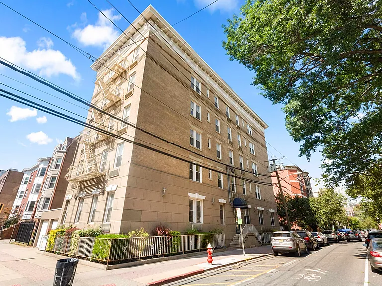 734 Adams St #1B — Photo 20