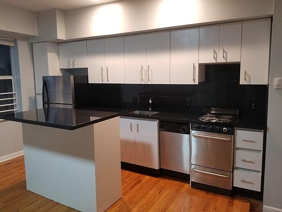 2nd image of 1521 Lenox Ave APT 201