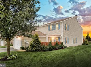 701 Stonegate Ct, York, PA 17408