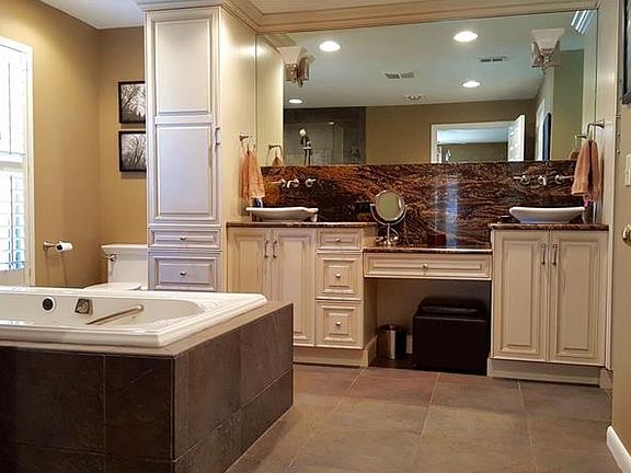 5th image of 13904 Middle Park Dr