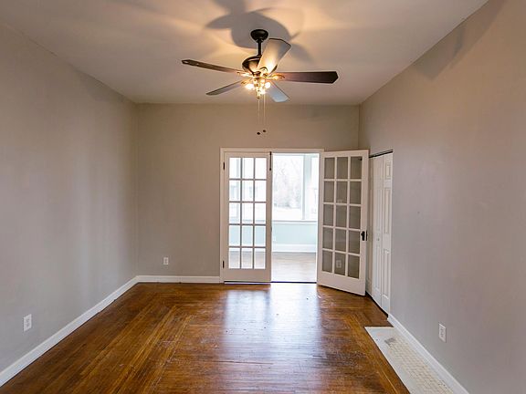 4th image of 4321 Whetsel Ave #1