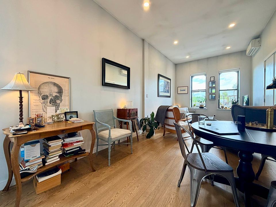 1st image of 453 Court St APT 4R