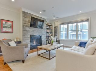 637 E 1st St UNIT 205, South Boston, MA 02127