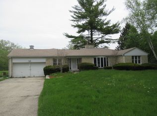 5506 Mill St, Richmond, IL 60071