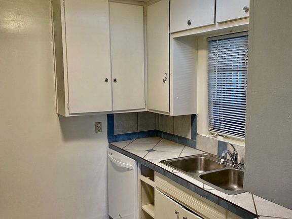 1220 Kitchen 1_02252023