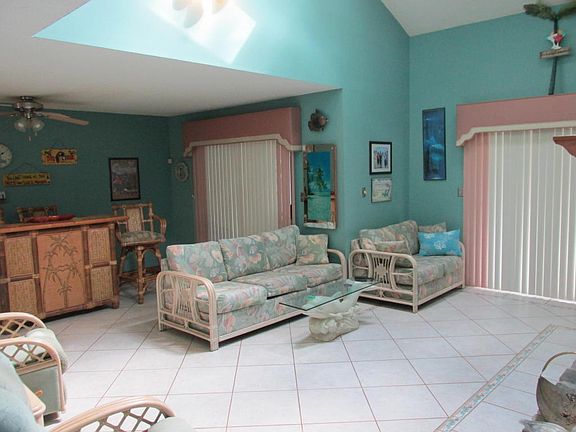 4th image of 8280 Covewood Ln