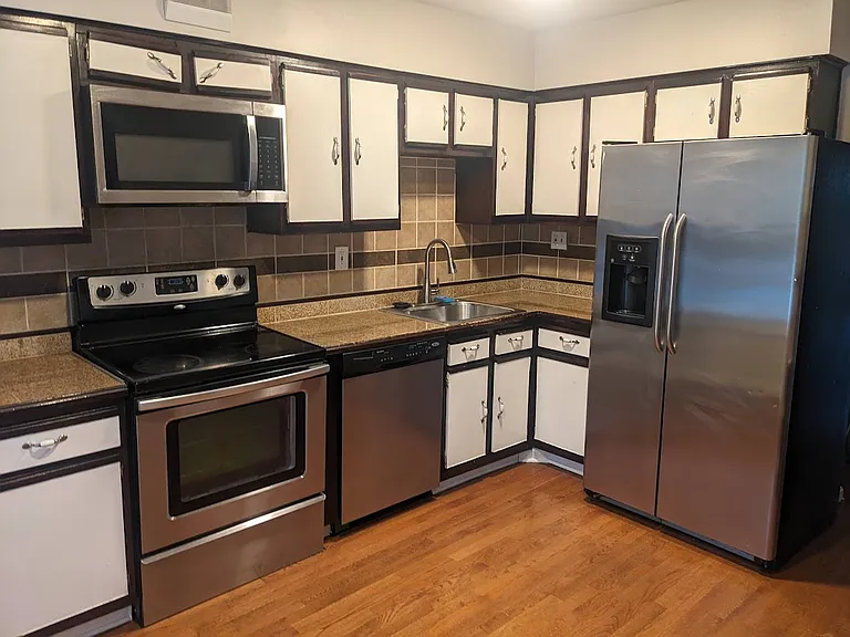 443 Nicoll Ave — Photo 15