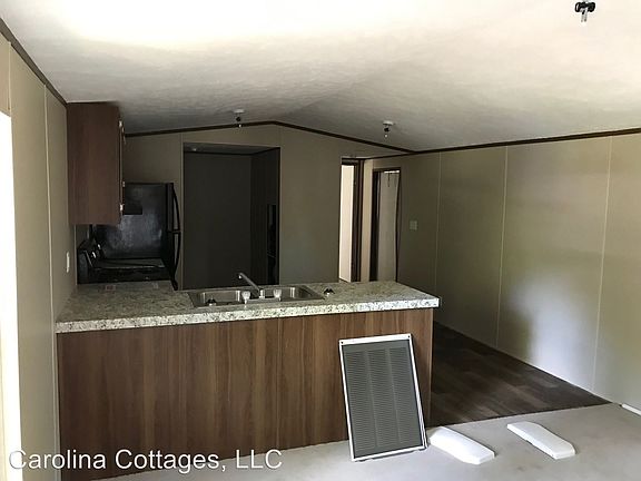 3rd image of 56 Midland Ln
