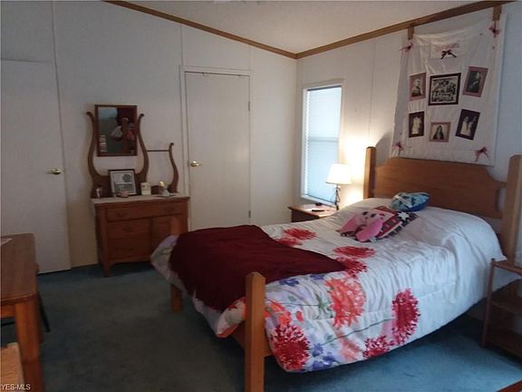 5th image of 4 Cherry Ln #4