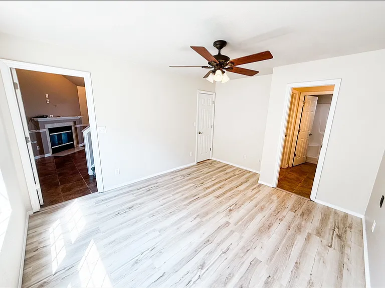 4007 Balmoral Dr — Photo 22