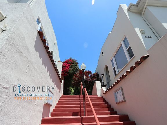 2nd image of 532-540 Mandana Blvd #532-C