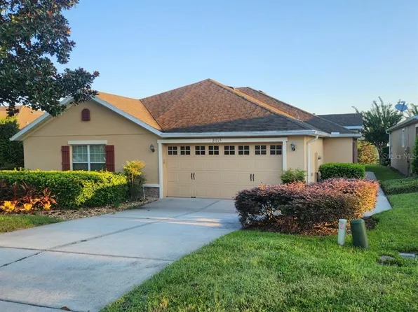 21715 Belgian Ct, Mount Dora, FL 32757