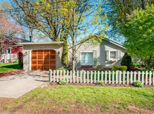 55566 Resort Rd, Three Rivers, MI 49093