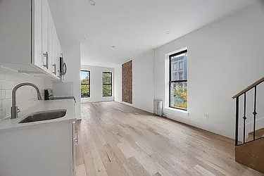 1047 Bedford Avenue, #A3