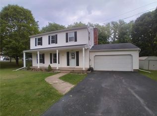 18 Pleasantside Dr, Wayland, NY 14572
