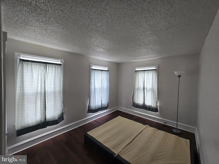 106 Main St — Photo 12