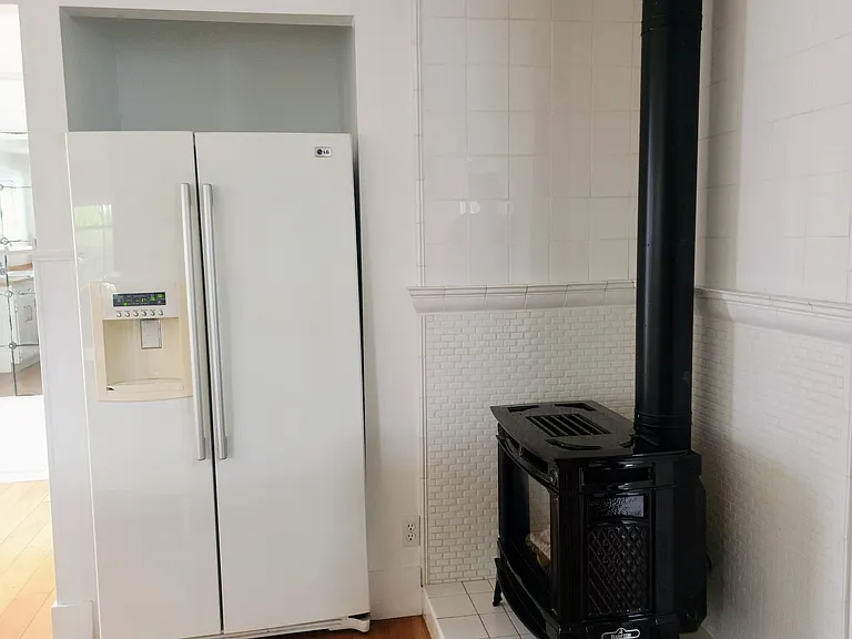 19 Park Ave — Photo 9