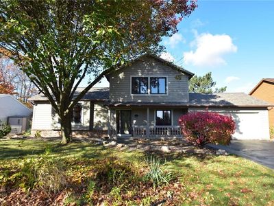 204 Long Park Dr, Rochester, NY, 14612