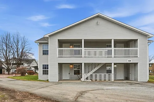 13221 E 31st Ct #2 Photo 1