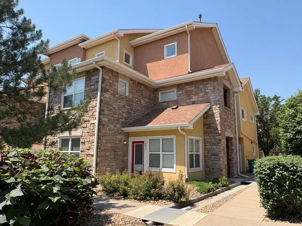 1002 Lucca Dr, Evans, CO 80620
