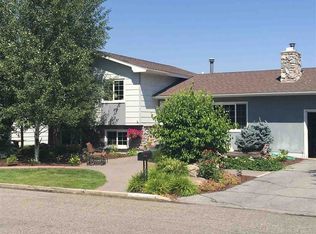 3 Earth Ln, Butte, MT 59701