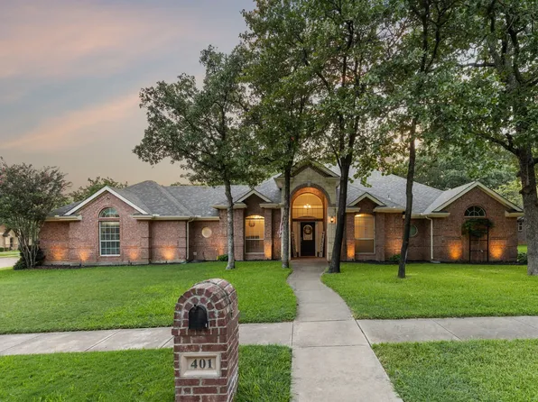 401 Schooner Dr, Azle, TX 76020