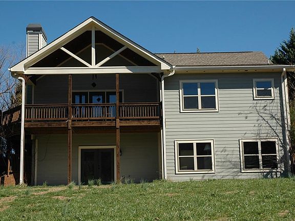 4th image of 2387 Fairfield Dr