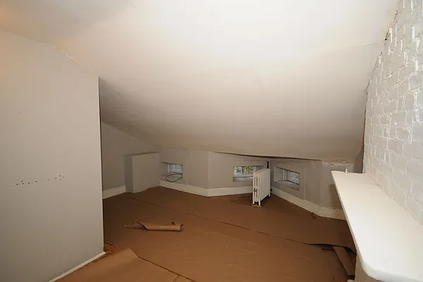 Rented by Urban Spaces Realty Group | media 15