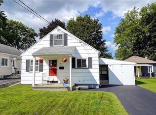 517 W Filbert St, East Rochester, NY 14445