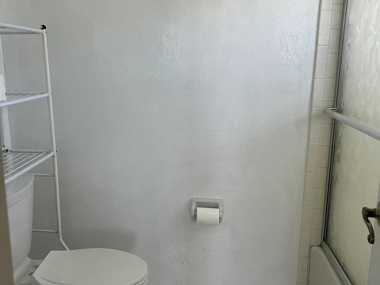 1537 SE Royal Green Cir #E201 — Photo 21