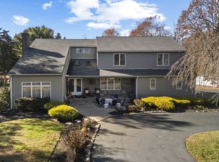 148 Brushy Plain Rd, Branford, CT 06405