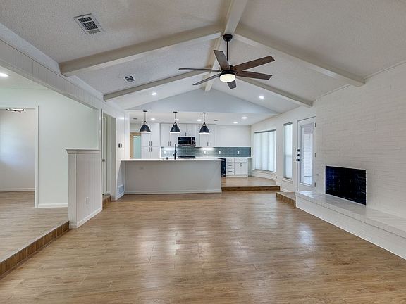 5th image of 1504 Rockmoor Dr