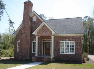 40 Jacobs Cir, Richmond Hill, GA 31324