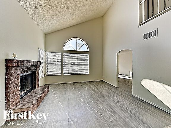 2nd image of 7147 Shadow Crest Dr