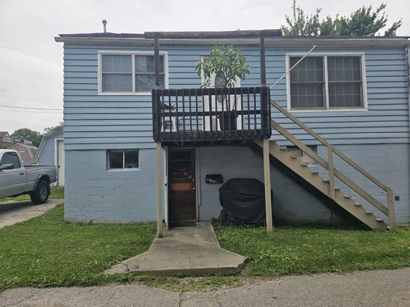 344 1/2 W College St, Canonsburg, PA 15317