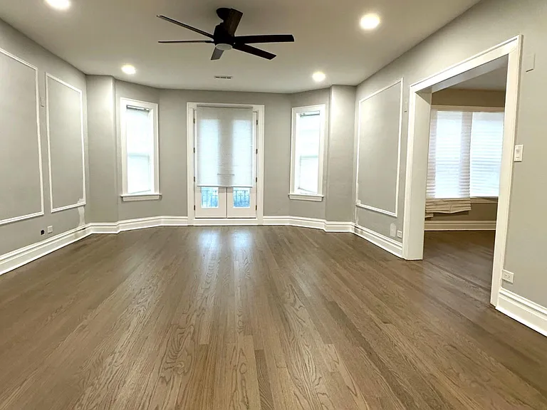 1354 W Carmen Ave #1F — Photo 35