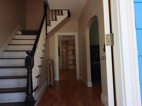 3rd image of 300 Hillside Avenue