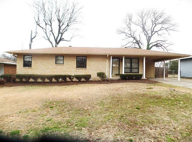 1st image of 107 Hillwood Dr